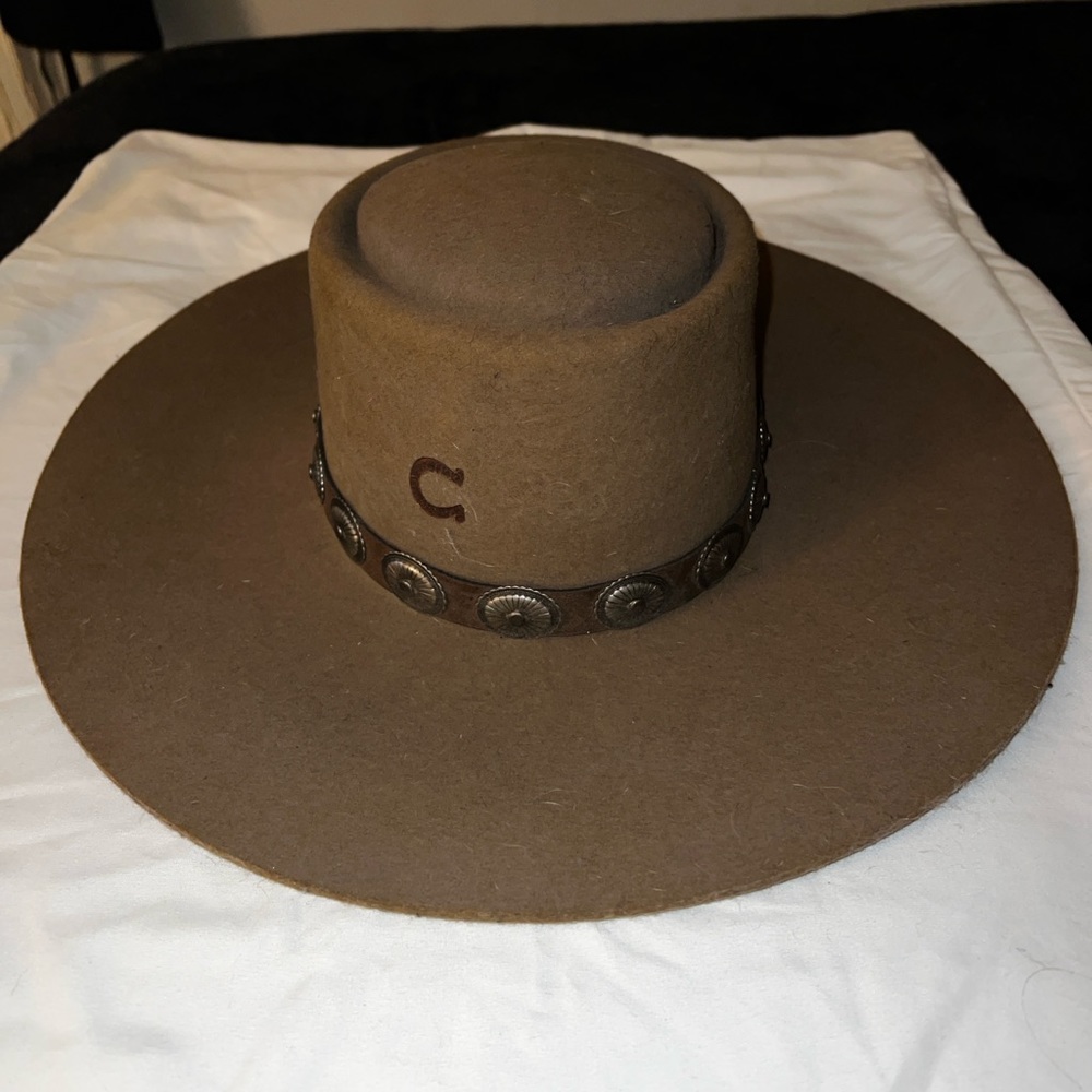 Charlie1horse flat brim hat never worn
